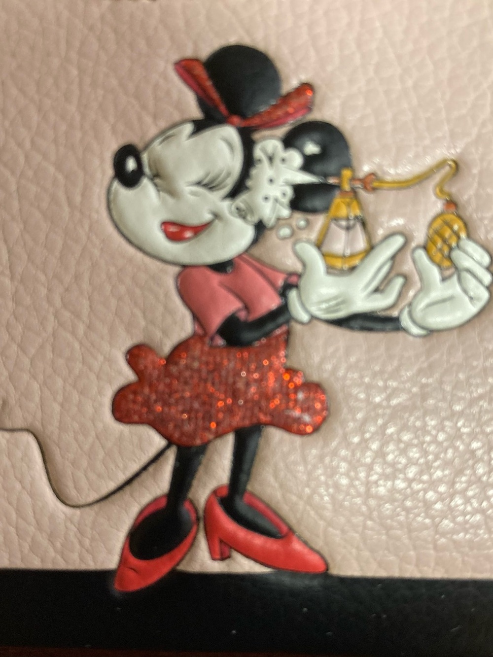 Kate Spade x Disney Minnie Mouse L-Zip Bifold Wallet- Pale Vellum EUC - Picture 5 of 16
